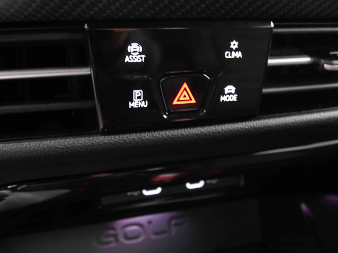 VOLKSWAGEN_VOLKSWAGEN_GOLF_2550243_17.jpg