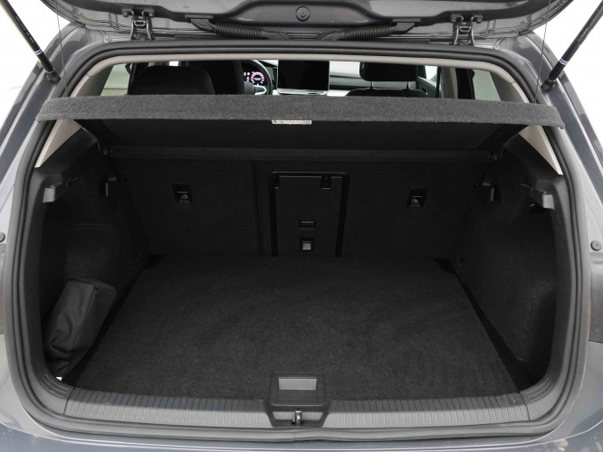 VOLKSWAGEN_VOLKSWAGEN_GOLF_2653840_5.jpg VOLKSWAGEN_VOLKSWAGEN_GOLF_2653840_5.jpg
