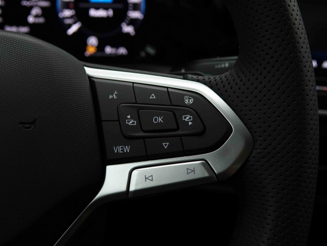 VOLKSWAGEN_VOLKSWAGEN_GOLF_2654720_20.jpg