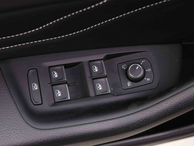 VOLKSWAGEN_VOLKSWAGEN_PASSATVAR_2548423_21.jpg