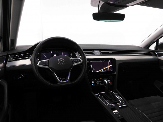VOLKSWAGEN_VOLKSWAGEN_PASSATVAR_2548423_8.jpg