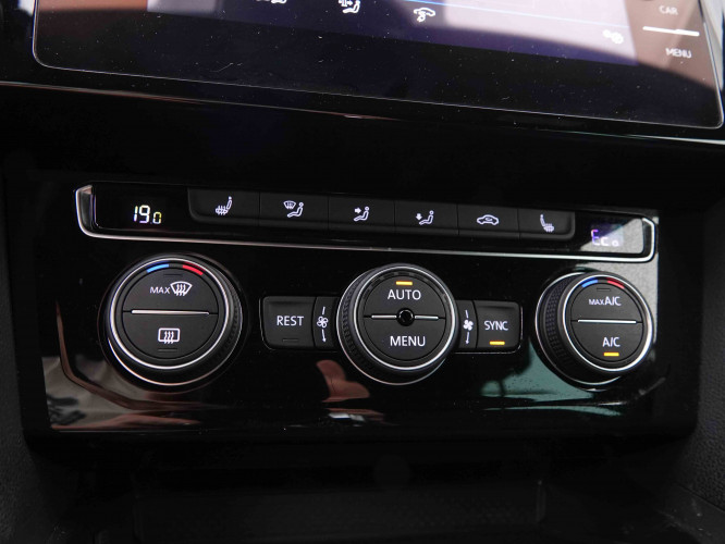 VOLKSWAGEN_VOLKSWAGEN_PASSATVAR_2548432_15.jpg