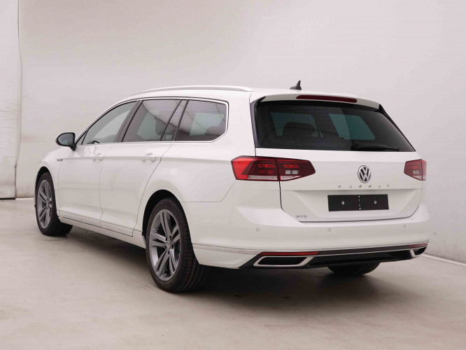 VOLKSWAGEN_VOLKSWAGEN_PASSATVAR_2548432_28.jpg