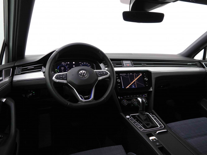 VOLKSWAGEN_VOLKSWAGEN_PASSATVAR_2548432_8.jpg