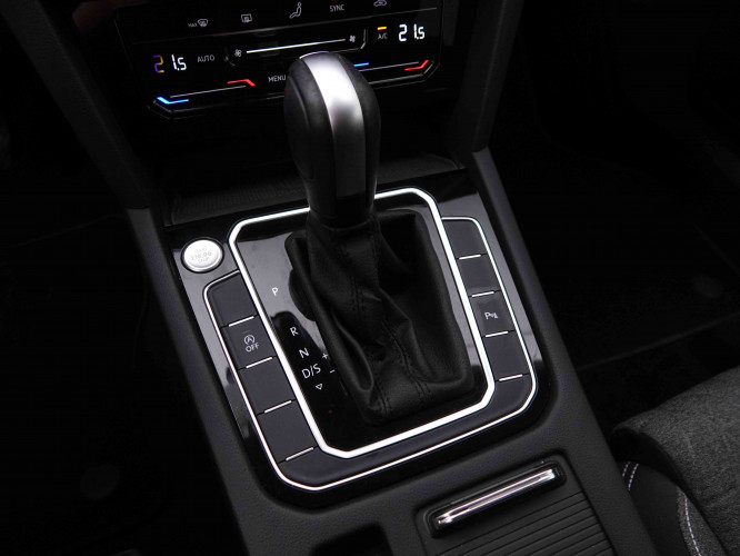 VOLKSWAGEN_VOLKSWAGEN_PASSATVAR_2548686_16.jpg