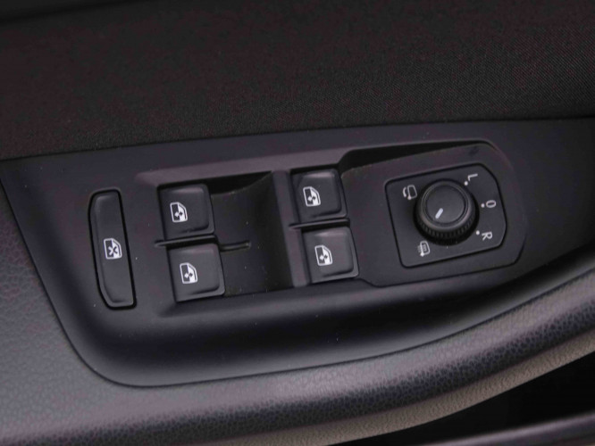 VOLKSWAGEN_VOLKSWAGEN_PASSATVAR_2548686_20.jpg