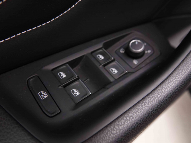 VOLKSWAGEN_VOLKSWAGEN_PASSATVAR_2548992_21.jpg
