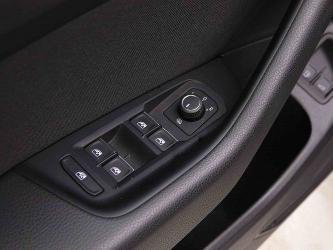 VOLKSWAGEN_VOLKSWAGEN_PASSATVAR_2550828_18.jpg VOLKSWAGEN_VOLKSWAGEN_PASSATVAR_2550828_18.jpg