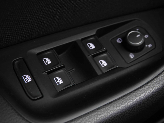 VOLKSWAGEN_VOLKSWAGEN_PASSATVAR_2653138_24.jpg