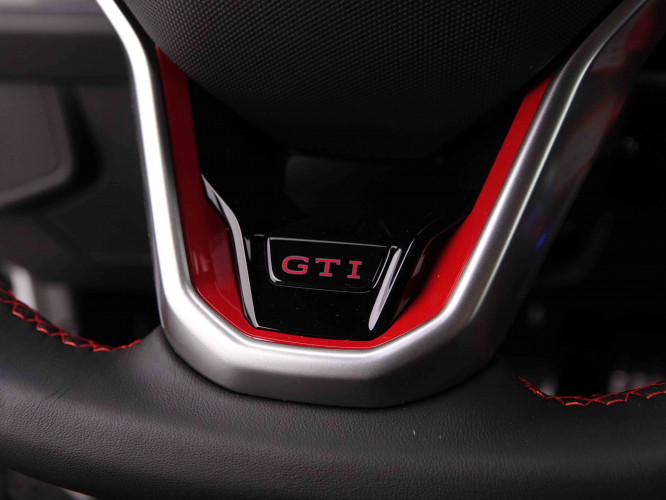 VOLKSWAGEN_VOLKSWAGEN_POLO GTI_2548756_19.jpg