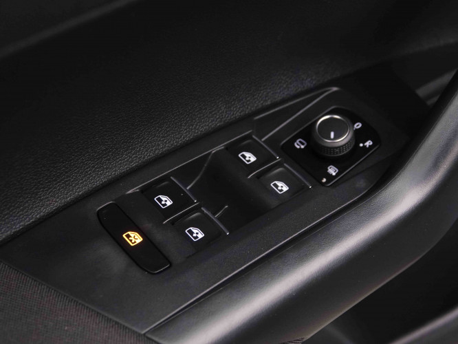 VOLKSWAGEN_VOLKSWAGEN_POLO GTI_2551104_23.jpg