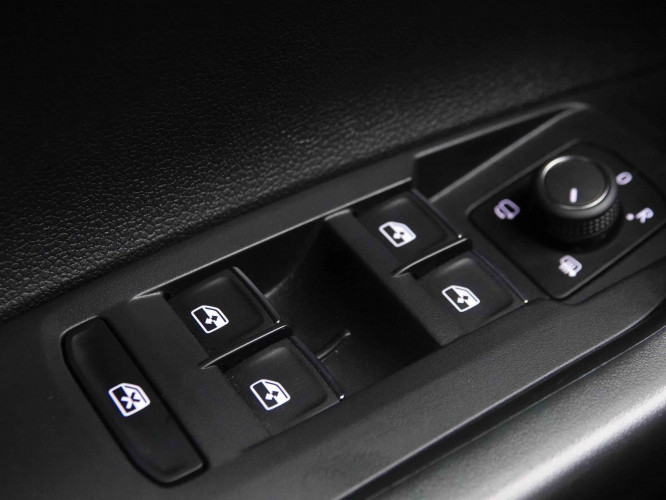 VOLKSWAGEN_VOLKSWAGEN_POLO GTI_2652728_19.jpg