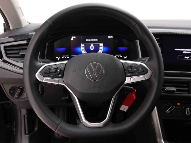 VOLKSWAGEN_VOLKSWAGEN_POLO_2546890_9.jpg