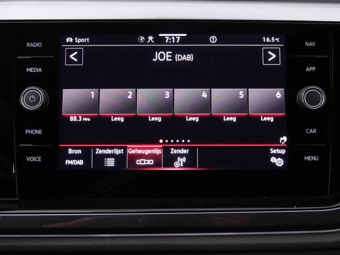 VOLKSWAGEN_VOLKSWAGEN_POLO_2548756_11.jpg