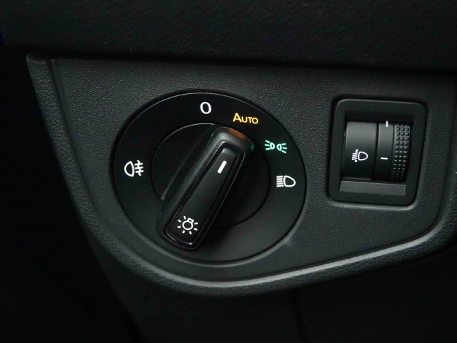 VOLKSWAGEN_VOLKSWAGEN_TAIGO_2654492_18.jpg VOLKSWAGEN_VOLKSWAGEN_TAIGO_2654492_18.jpg