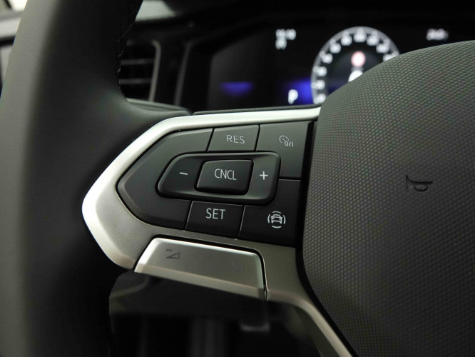 VOLKSWAGEN_VOLKSWAGEN_TAIGO_2654656_16.jpg