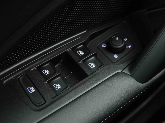 VOLKSWAGEN_VOLKSWAGEN_TAYRON_2652838_22.jpg