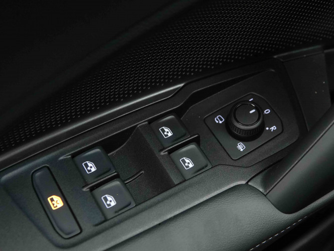 VOLKSWAGEN_VOLKSWAGEN_TAYRON_2653372_21.jpg