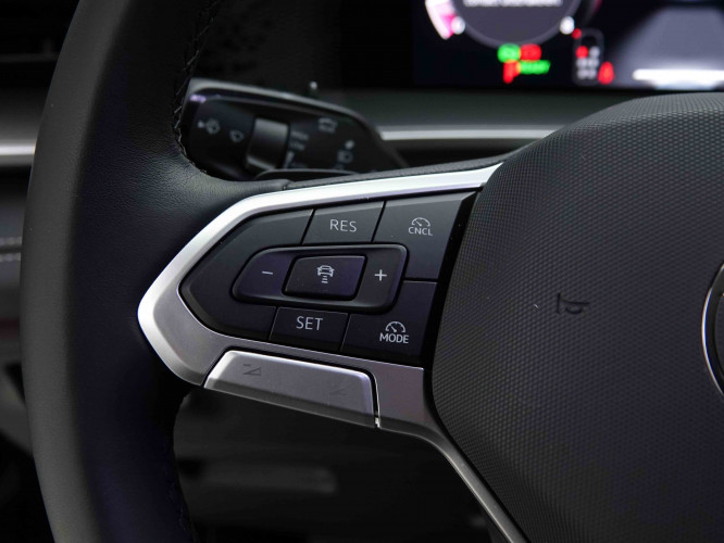 VOLKSWAGEN_VOLKSWAGEN_TAYRON_2653376_17.jpg