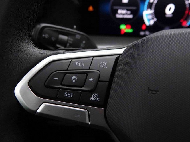 VOLKSWAGEN_VOLKSWAGEN_TAYRON_2653425_48.jpg