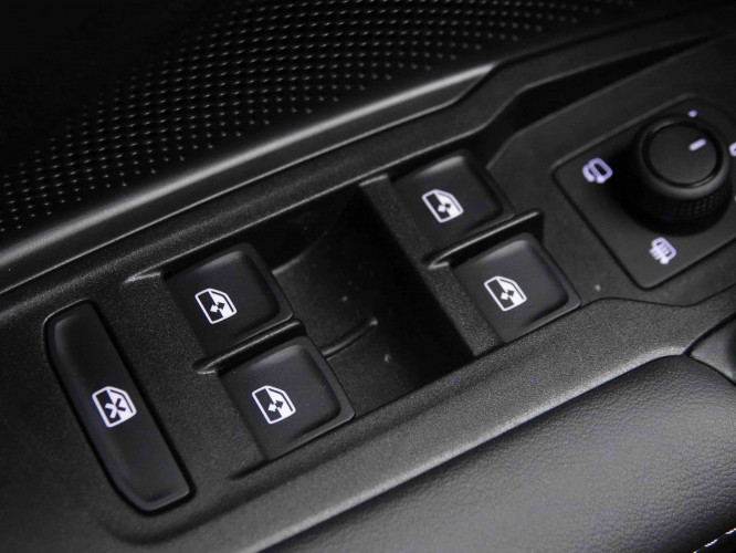 VOLKSWAGEN_VOLKSWAGEN_TAYRON_2653425_51.jpg