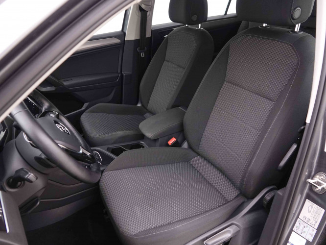 VOLKSWAGEN_VOLKSWAGEN_TIGUANALLS_2548379_8.jpg