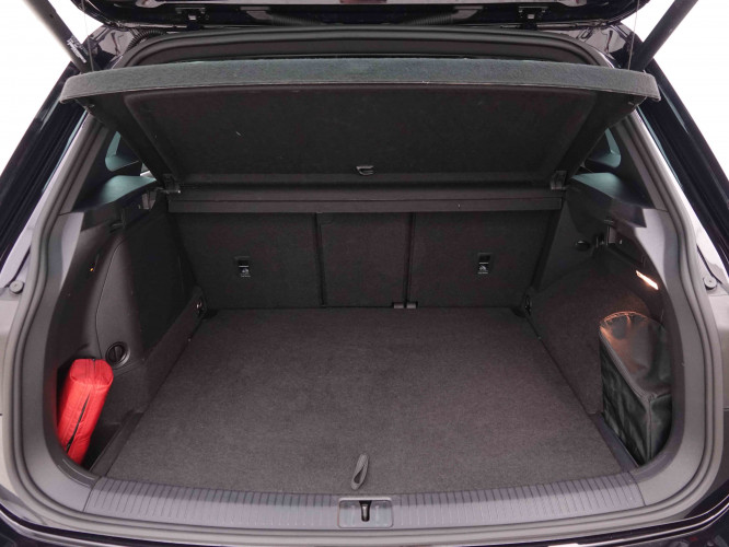 VOLKSWAGEN_VOLKSWAGEN_TIGUAN_2548621_5.jpg