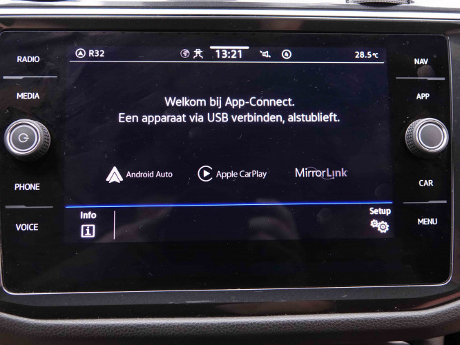 VOLKSWAGEN_VOLKSWAGEN_TIGUAN_2548699_13.jpg