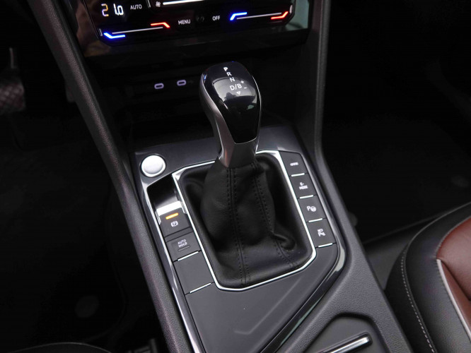 VOLKSWAGEN_VOLKSWAGEN_TIGUAN_2548706_16.jpg