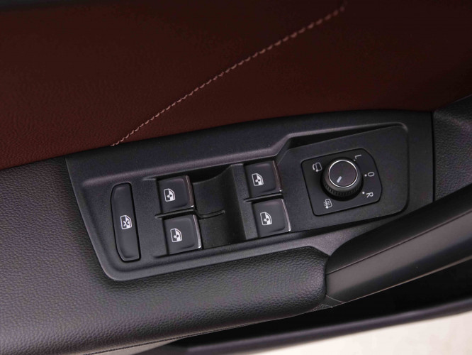 VOLKSWAGEN_VOLKSWAGEN_TIGUAN_2548706_20.jpg