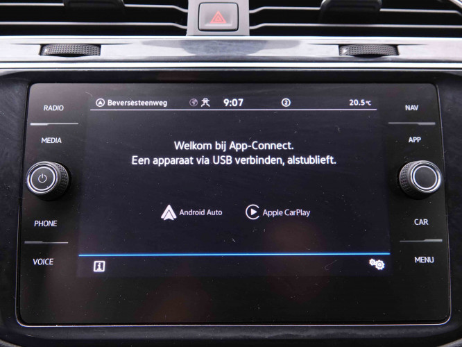 VOLKSWAGEN_VOLKSWAGEN_TIGUAN_2548869_15.jpg