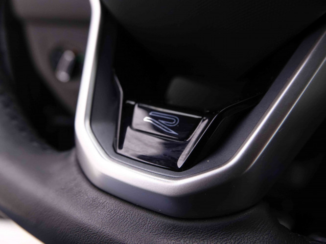 VOLKSWAGEN_VOLKSWAGEN_TIGUAN_2548869_21.jpg