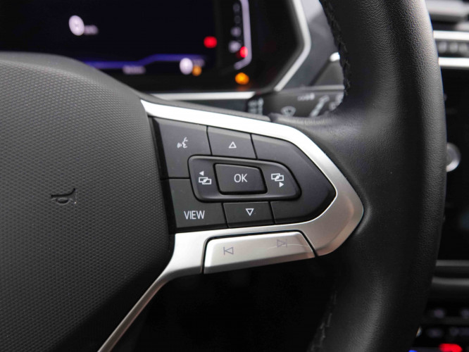 VOLKSWAGEN_VOLKSWAGEN_TIGUAN_2549596_21.jpg