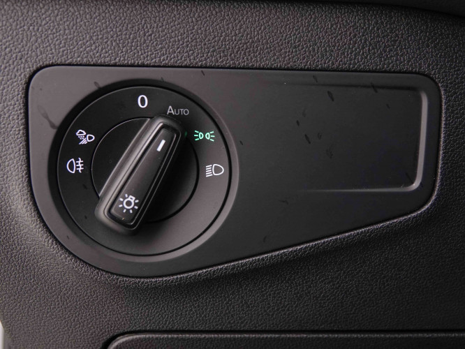 VOLKSWAGEN_VOLKSWAGEN_TIGUAN_2549597_9.jpg