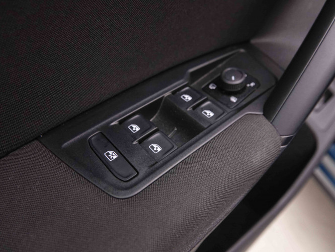 VOLKSWAGEN_VOLKSWAGEN_TIGUAN_2551053_19.jpg VOLKSWAGEN_VOLKSWAGEN_TIGUAN_2551053_19.jpg