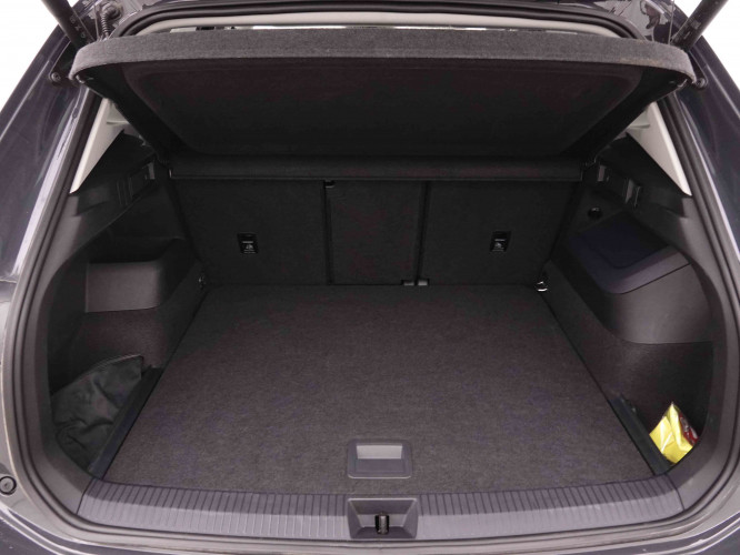 VOLKSWAGEN_VOLKSWAGEN_TIGUAN_2652423_5.jpg