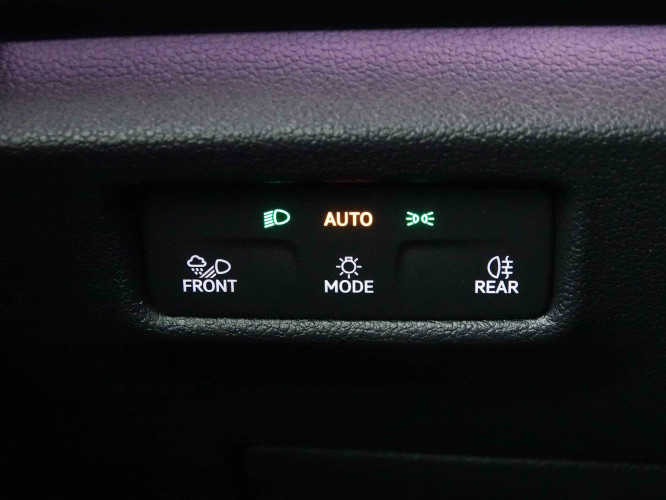 VOLKSWAGEN_VOLKSWAGEN_TIGUAN_2652542_21.jpg