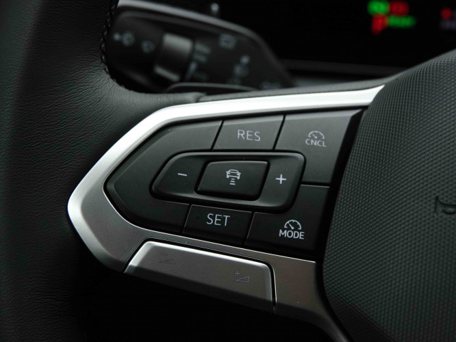 VOLKSWAGEN_VOLKSWAGEN_TIGUAN_2652545_19.jpg VOLKSWAGEN_VOLKSWAGEN_TIGUAN_2652545_19.jpg