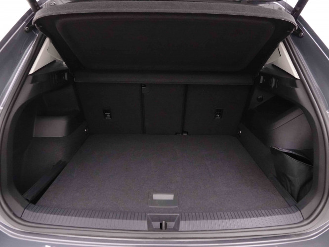 VOLKSWAGEN_VOLKSWAGEN_TIGUAN_2652950_5.jpg
