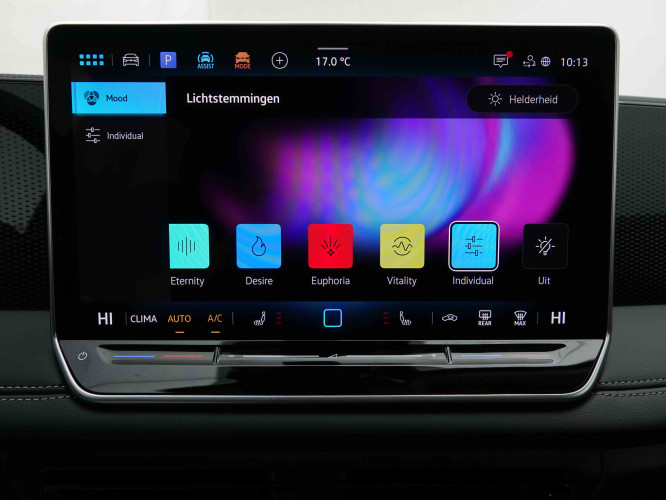 VOLKSWAGEN_VOLKSWAGEN_TIGUAN_2653515_13.jpg