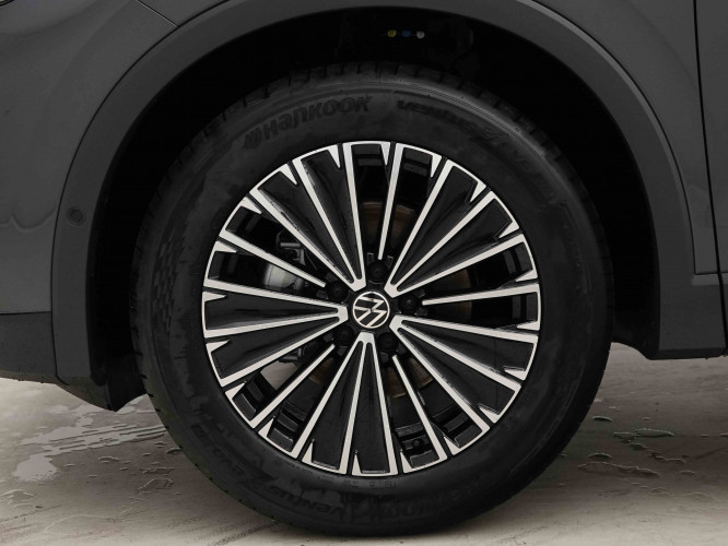 VOLKSWAGEN_VOLKSWAGEN_TIGUAN_2653515_23.jpg