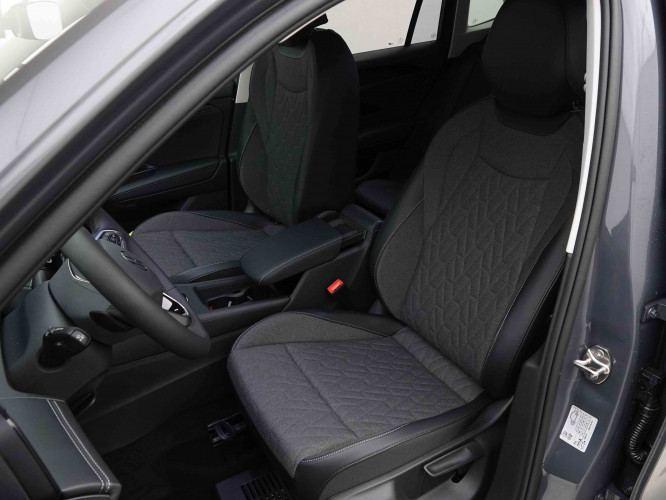 VOLKSWAGEN_VOLKSWAGEN_TIGUAN_2653515_7.jpg