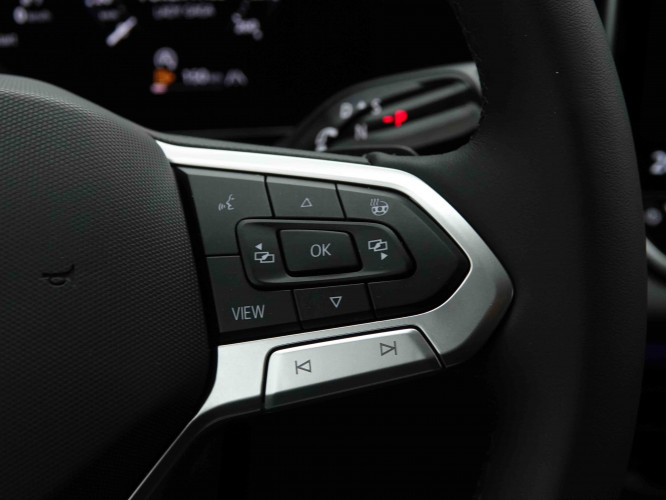 VOLKSWAGEN_VOLKSWAGEN_TIGUAN_2653520_19.jpg