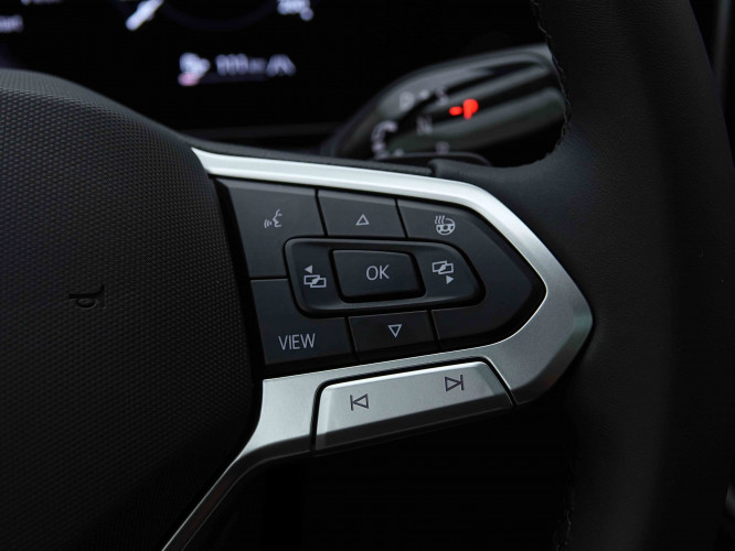 VOLKSWAGEN_VOLKSWAGEN_TIGUAN_2654136_20.jpg