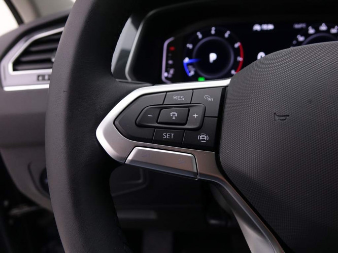 VOLKSWAGEN_VOLKSWAGEN_TIGUAN_2654292_43.jpg VOLKSWAGEN_VOLKSWAGEN_TIGUAN_2654292_43.jpg