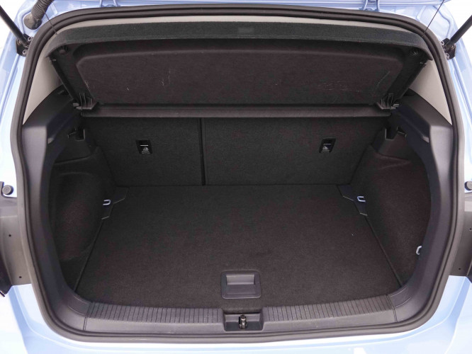 VOLKSWAGEN_VOLKSWAGEN_T_CROSS_2549634_5.jpg