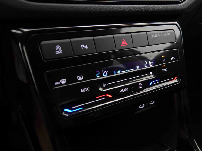 VOLKSWAGEN_VOLKSWAGEN_T_CROSS_2549664_14.jpg