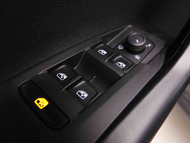 VOLKSWAGEN_VOLKSWAGEN_T_CROSS_2549664_20.jpg