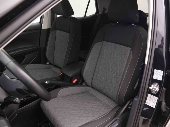 VOLKSWAGEN_VOLKSWAGEN_T_CROSS_2549664_6.jpg