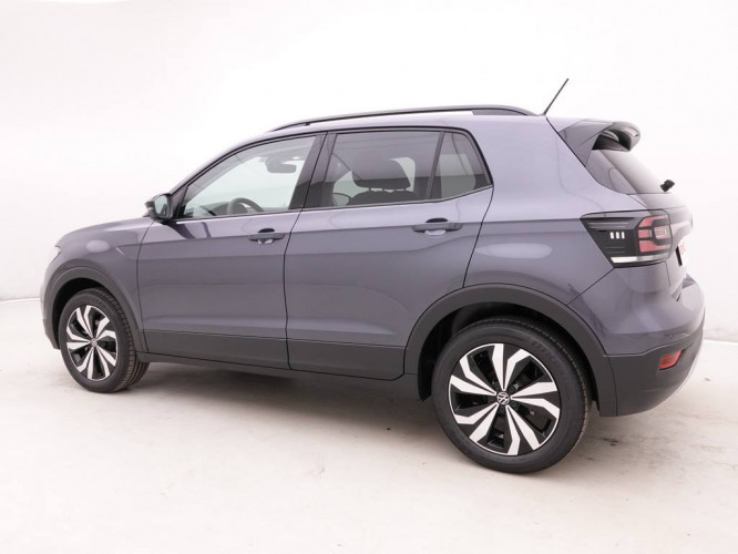 VOLKSWAGEN_VOLKSWAGEN_T_CROSS_2549701_2.jpg